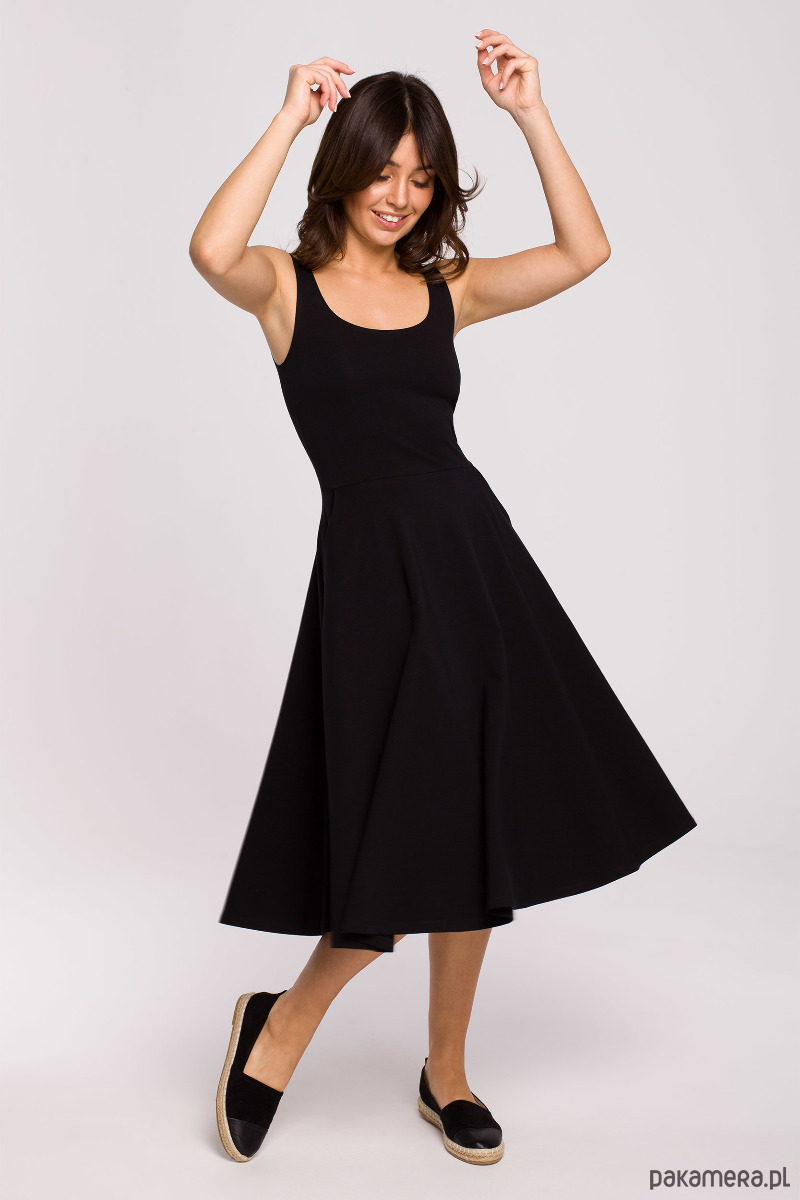 Sukienka rozkloszowana-czarna(B218) 