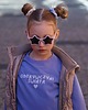 bluzy dla dziewczynki Bluza dziecięca ODKRYWCZYNI ŚWIATA - lawendowa