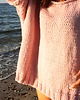 swetry damskie  Sweter handmade oversize  z wełną  pudrowy róż