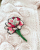 broszki Broszka KWIAT 24 ręcznie haftowana przypinka z koralikami piwonia