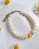 bransoletki z kamieni naturalnych Bransoletka : DAISY : perły naturalne i szklany kwiatuszek