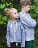 bluzy dla dziewczynki Bluza dziecięca jasnoszara - dresy odCZAPY Kids