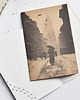 notatniki i albumy Notes z czarno-białymi fotografiami 15x10 Kraków Pani na ul. Floriańskiej