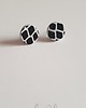 kolczyki - inne MINI GAJA urocze czarno-białe kolczyki  skóra