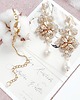 Biżuteria ślubna Lace Me Gold - perłowe