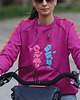 bluza bez kaptura damska Amarantowa Bluza z grubej dzianiny Human