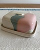 pojemniki kuchenne Ceramiczna maselniczka z nożykiem do masła
