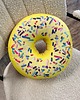 poduszki z grafiką Poduszka Duży Pączek Donut Żółty Z Posypką
