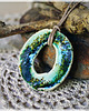 wisiory Wisior ceramiczny "0" w zieleniach, dwustronny