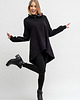 bluza bez kaptura damska BLUZA ASYMETRYCZNA ,,RAVEL'' czarna+wzór jesieni
