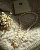 chokery Choker z pereł ze złotym zapięciem toggle