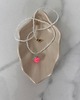 wisiory Handmade naszyjnik z koralików z plecioną różowa malinką