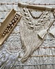 makramy Makrama z drewnianymi koralami w stylu boho
