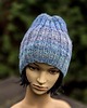 czapki damskie Błękity / czapka z jedwabiem