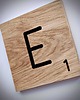 napisy dekoracyjne i tabliczki Litery scrabble, z drewna, drewniana krzyżówka