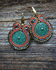 kolczyki soutache Małe kolczyki sutasz z ozdobnym guzikiem