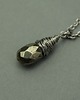 chokery Krótki naszyjnik kropla piryt minimalistyczny wire wrapping