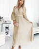 sukienki maxi damskie 414-8 KLARA plisowana sukienka z paskiem i dekoltem - BEŻOWA