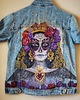 kurtki damskie Ręcznie malowana kurtka jeansowa CATRINA SANTA MUERTE