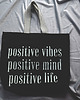 torby na zakupy Bawełniana torba z afirmacją w kolorze czarnym POSITIVE VIBES MIND LIFE