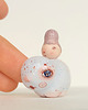 figurki i rzeźby Miniaturowa figurka stworka z główką na grzbiecie