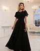sukienki maxi damskie 694-1 MIRELLA Elegancka rozkloszowana sukienka maxi z cekinami - czarna
