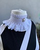 chokery Koronkowy biały choker bogato marszczony z delikatną ozdobą