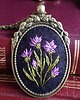 wisiory Haftowana zawieszka z chabrem łąkowym