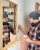 lustra stojące i wiszące Lustro ścienne z półką live edge akacja + fiolka na kiatek