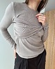bluzki z długim rękawem damskie Jedwabisty longsleeve Catch me soft taupe