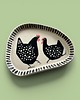 patery i talerze Ręcznie wykonany talerz ceramiczny z motywem kur 19