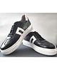 sneakersy damskie Sneakersyi skórzane - czarne + białe wstawki   (7221)