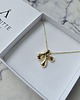 chokery Łańcuszek z literką dmuchaną Goldie