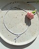 chokery Choker z krysztalem gorskim kokardka