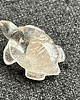 biżuteria męska Amulet - rzeżbiony żółw z kwarcu- kryształ górski