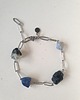 bransoletki z kamieni naturalnych Bransoletka RAW z cienkim łańcuchem, lapis lazuli, czarny turmalin