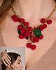 komplet biżuterii Komplet biżuterii z malinami, naszyjnik i kolczyki, biżuteria owocowa