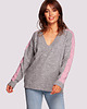 swetry damskie  Sweter w serek z kontrastowymi lampasami-szary(BK-093)