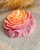 świeczniki i świece XXL Świeca sojowa dekoracyjna piwonia peonia "Peony Queen" 140x50mm różowa