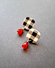 kolczyki z masy plastycznej Kolczyki mono kratka no11