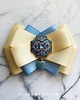 broszki Orientalna Brosza z niebieskimi kryształkami