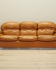 sofy i szezlongi Sofa skórzana pomarańczowa, Space Age design, lata 60, produkcja: Włochy