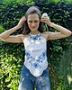 topy damskie Top wiązany odkryte plecy w haftowane kwiaty upcykling