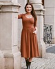 sukienki midi damskie Sukienka GRADIOLA cynamon