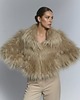 kurtki damskie Beżowa puszysta kurtka ze sztucznego futra
