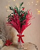 dekoracje świąteczne Świąteczny bukiet z suszonych kwiatów w szklanym wazonie