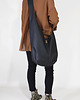 torby XXL Long Boogi Bag czarna teksturowana / hobo