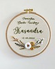Ozdoby na ścianę Tamborek haftowany - półwianek "Golden wild rose"