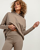bluza z kapturem damska Szeroka bluza z kapturem T379, cappuccino