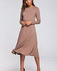 sukienki midi damskie Sukienka rozkloszowana-cappuccino(S234)